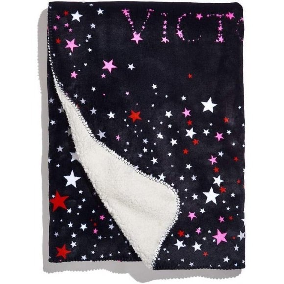 Victoria Secret Sherpa Stars Blanket NWT 50x60 - Picture 1 of 4